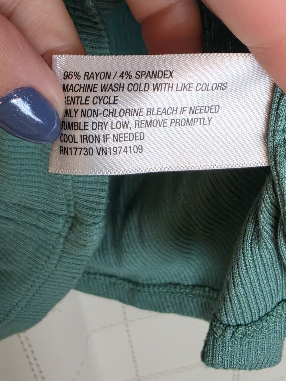 Universal Thread Ribbed Scoopneck Tee - Picture 3 of 5